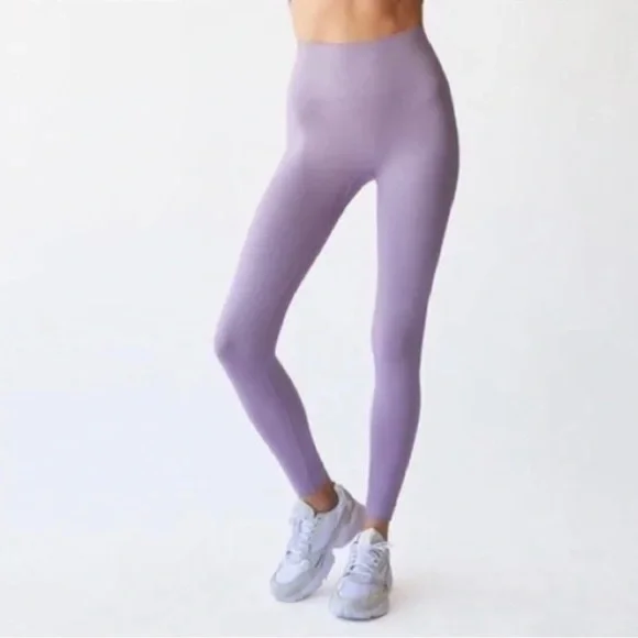 SET Active Sculptflex Top and Leggings - Picture 2 of 3